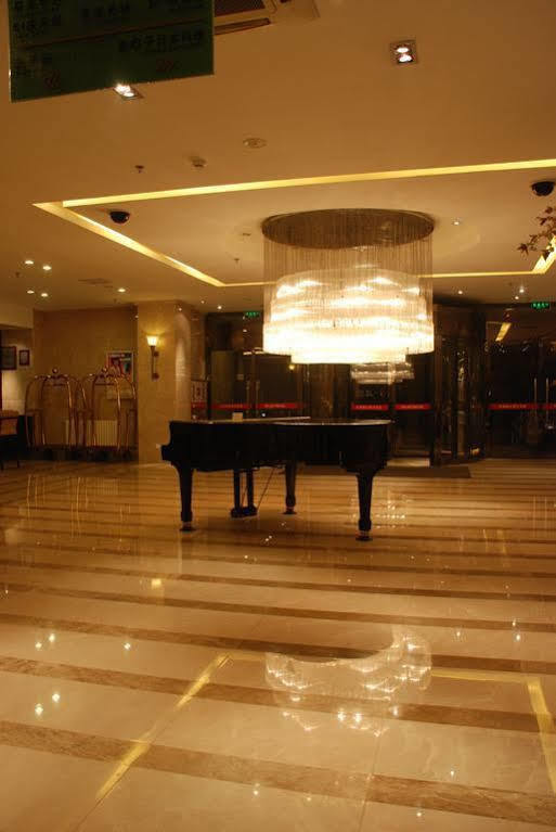 North Latitudes 3* Peking (Beijing)