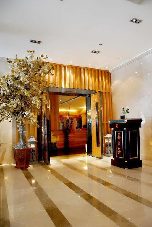 Hotel North Latitudes 3*